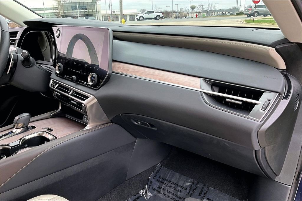 Used 2024 Lexus RX 350 Premium Plus w/ Convenience Package image 25