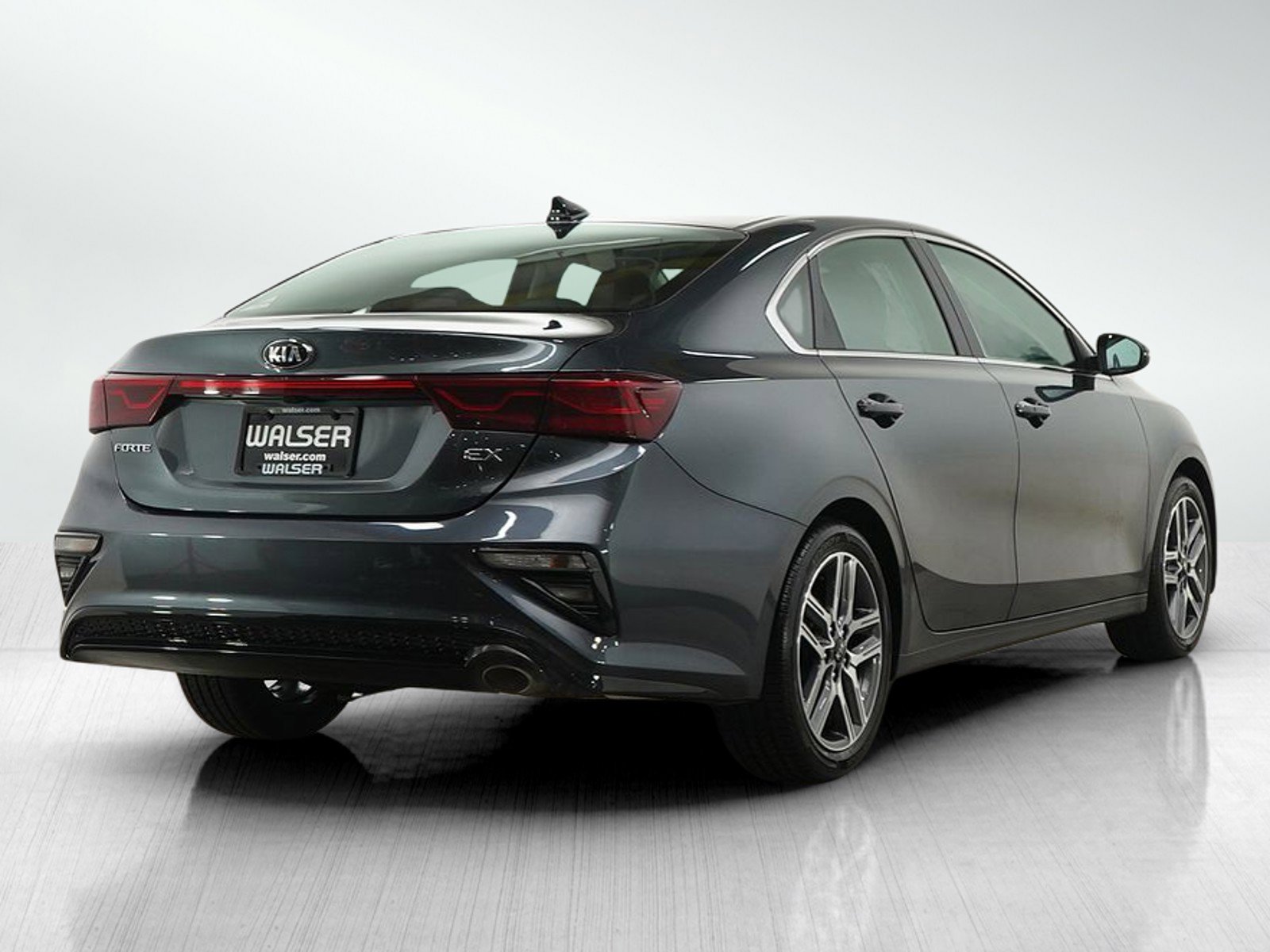 Used 2021 Kia Forte EX image 5