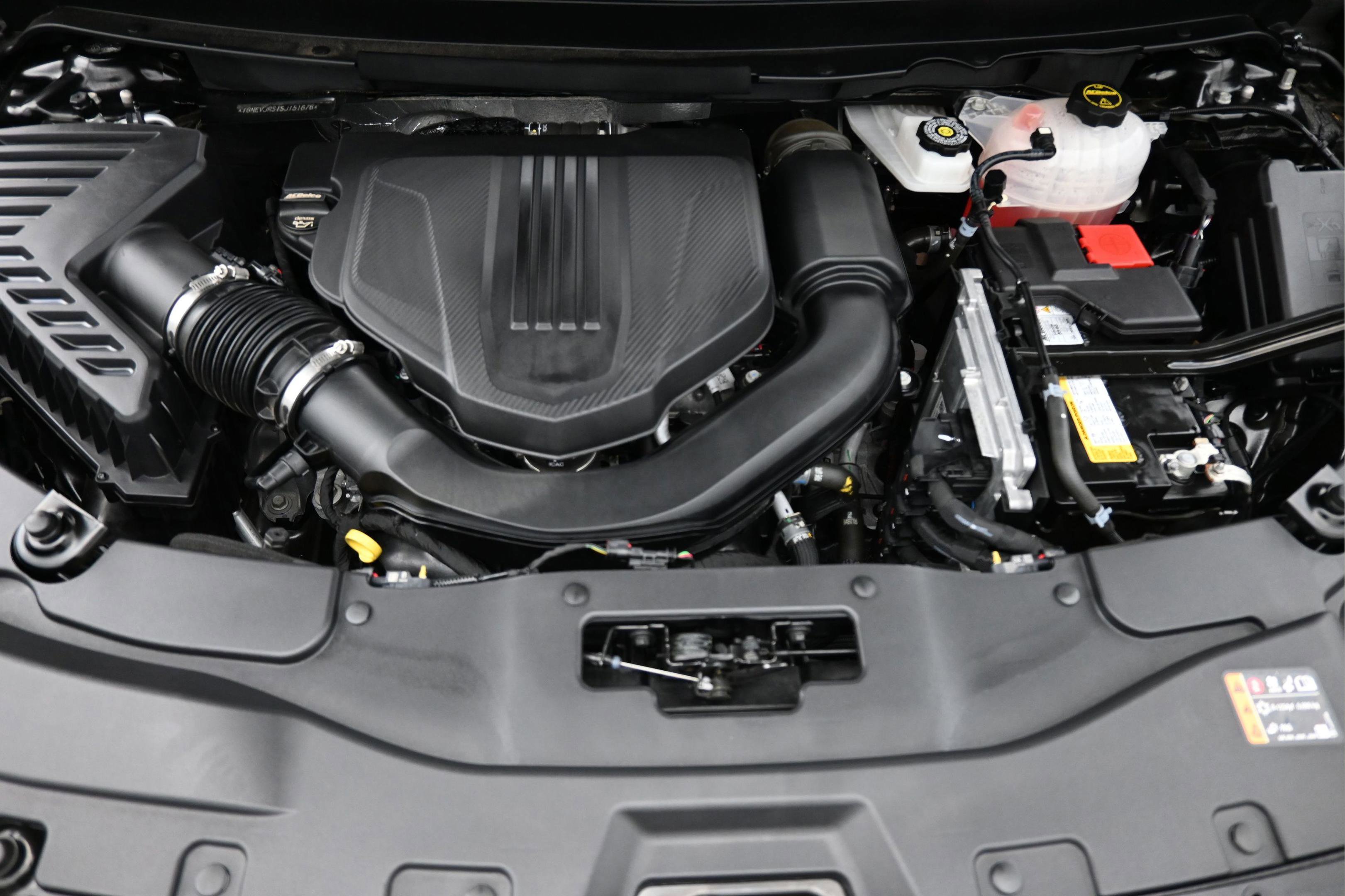 Used 2025 Chevrolet Traverse Z71 image 9