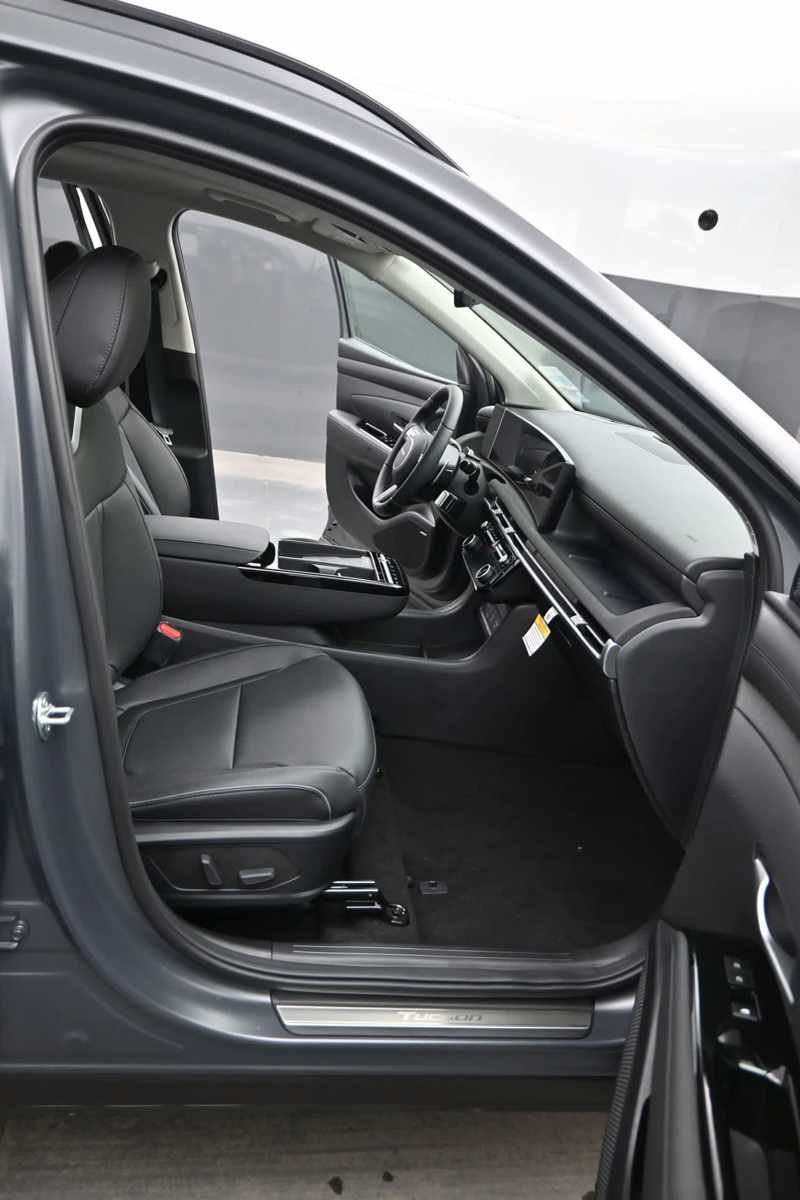 New 2026 Hyundai Tucson Limited AWD/4WD image 15