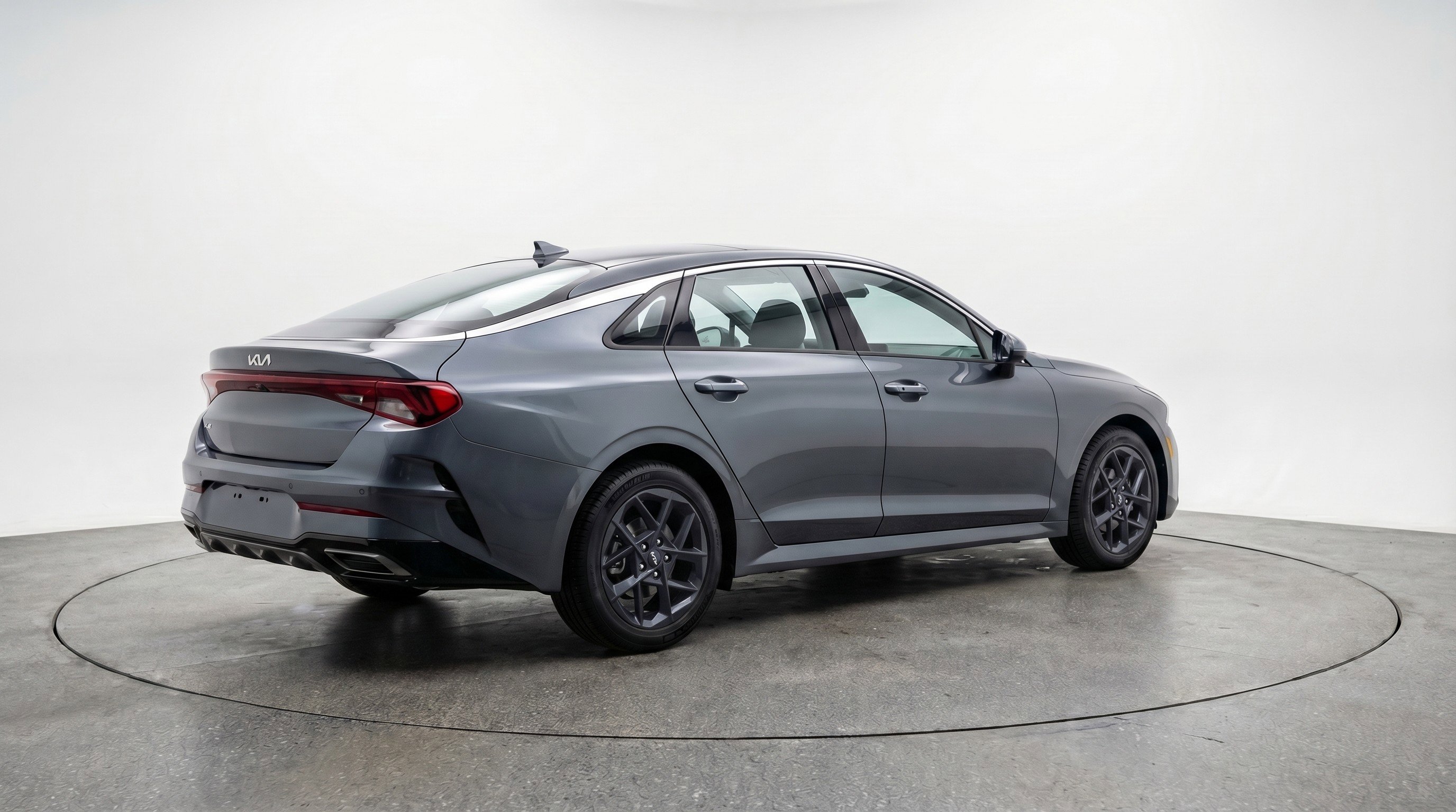 Used 2025 Kia K5 LXS image 9