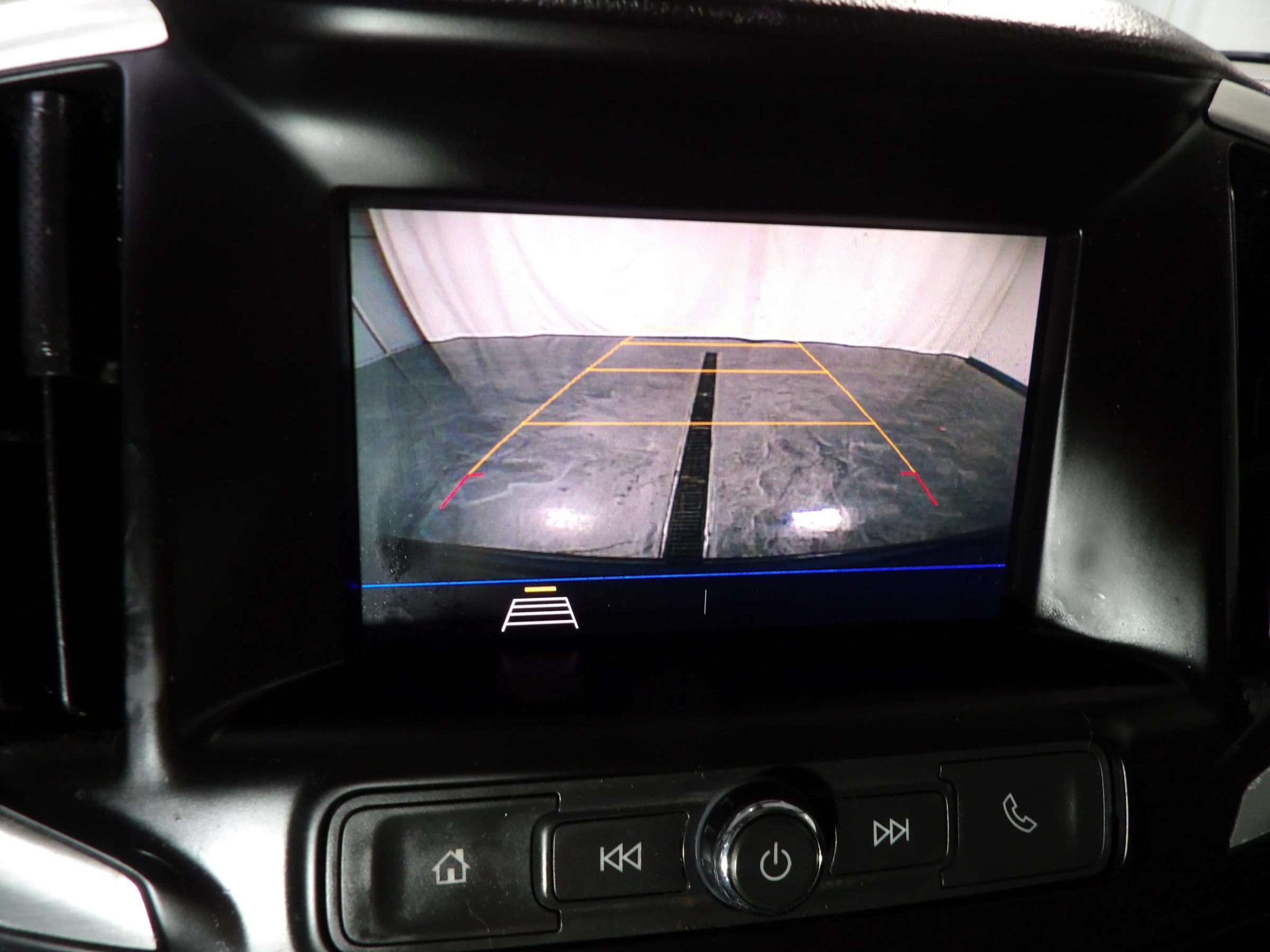 Used 2020 GMC Terrain SLE FWD image 15