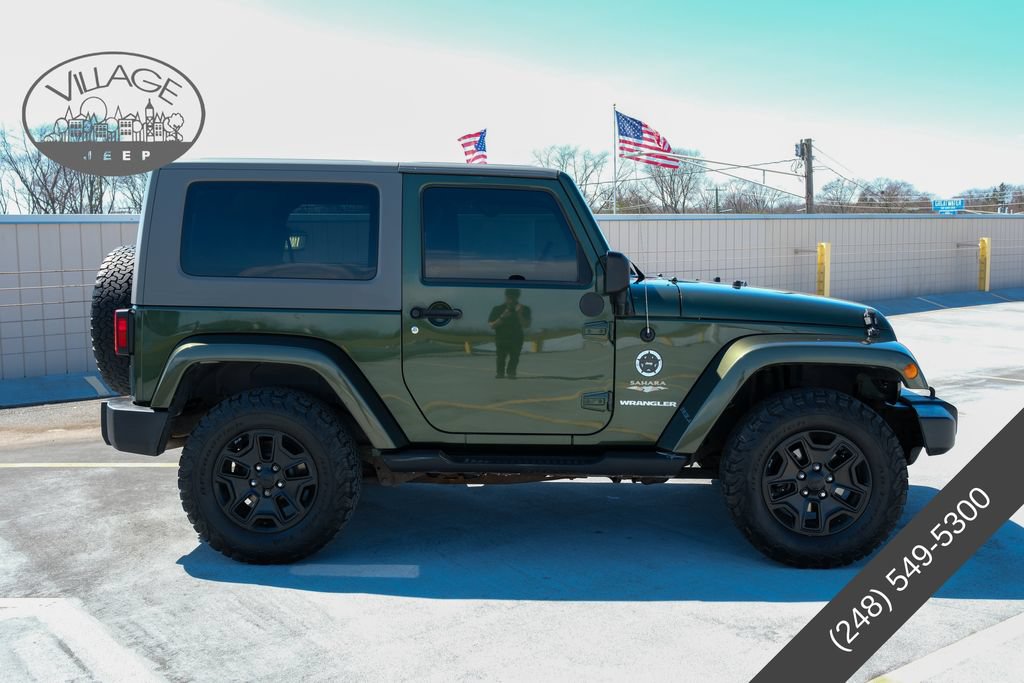 Used 2008 Jeep Wrangler Sahara w/ Dual Top Group AWD/4WD image 5