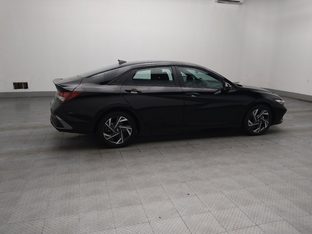 Used 2025 Hyundai Elantra Sport FWD image 10