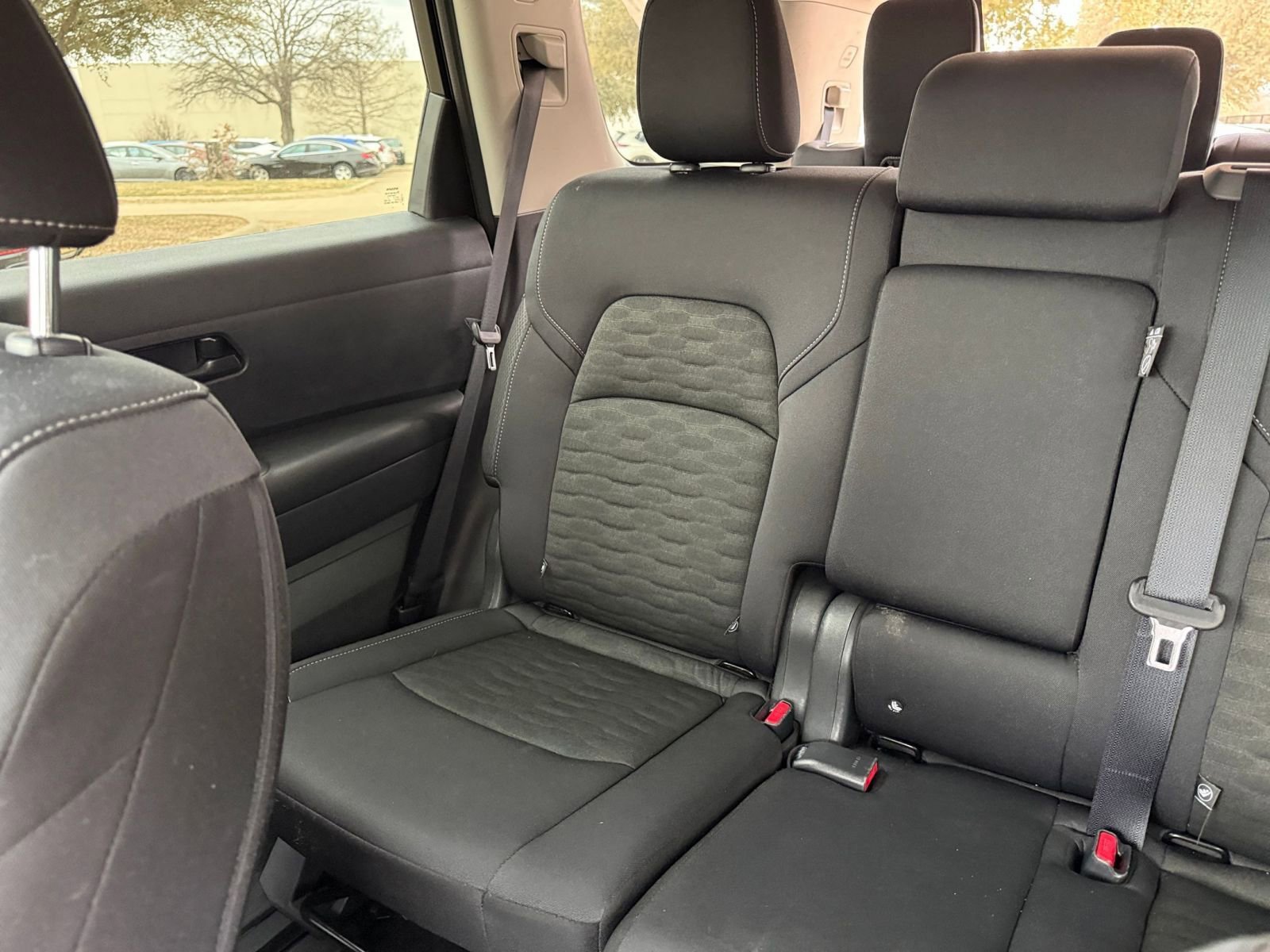 Used 2025 Nissan Pathfinder SV image 41