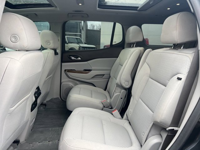 Used 2020 GMC Acadia SLE w/ Driver Convenience Package image 17