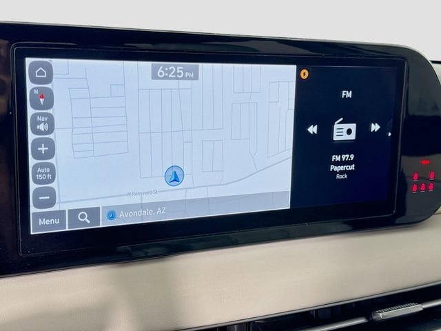 Used 2023 Hyundai Palisade Limited FWD image 13