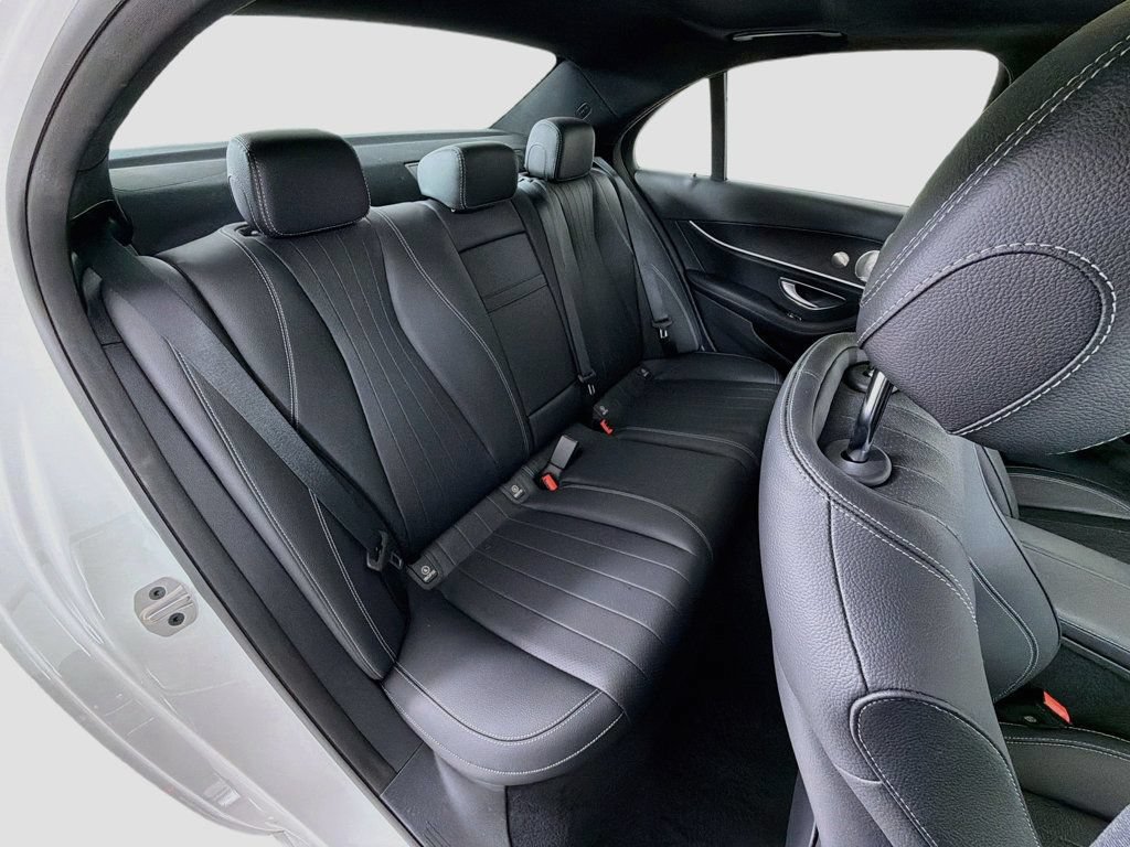 Used 2023 Mercedes-Benz E 350 4MATIC Sedan image 27