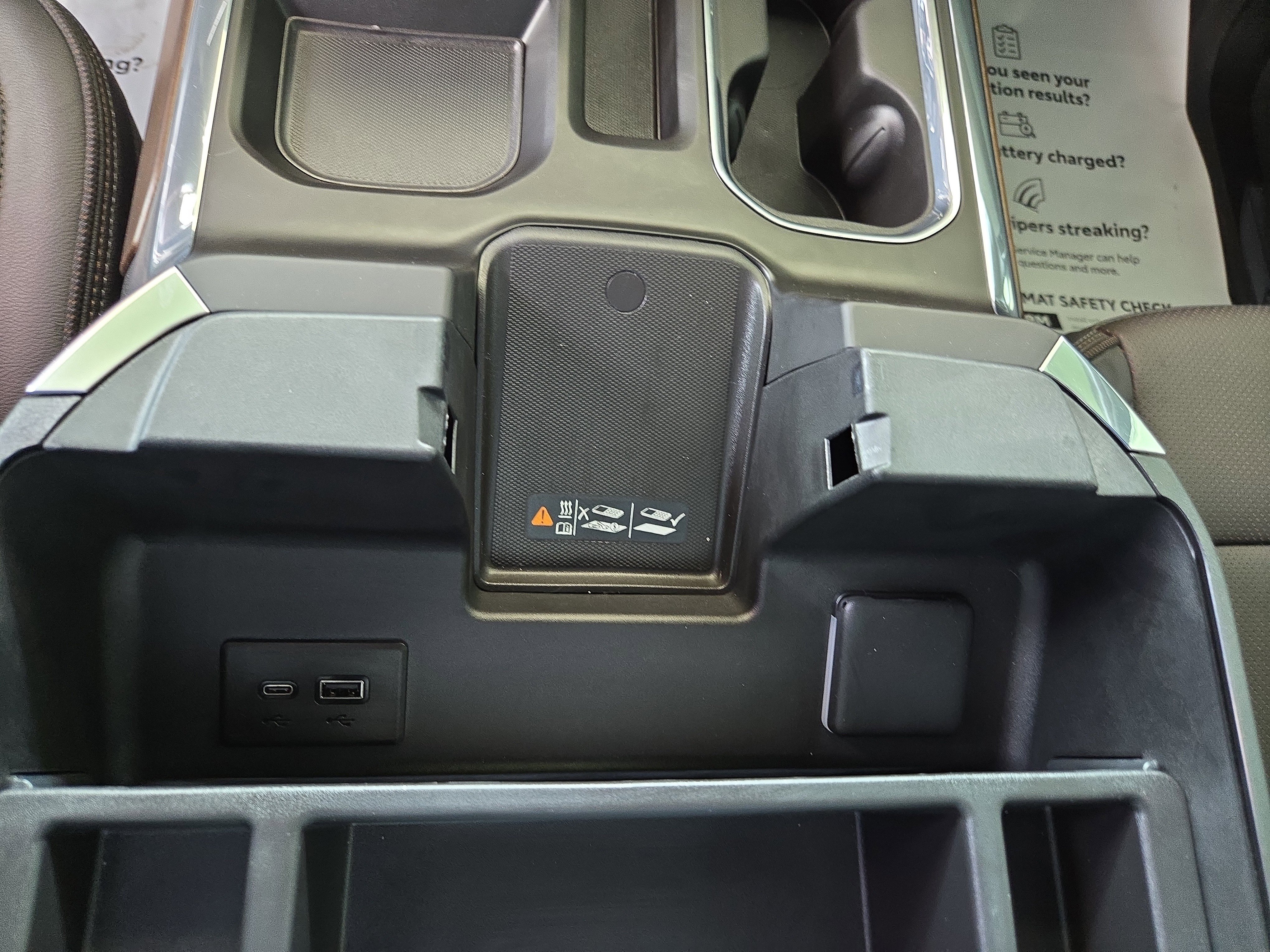 Used 2024 Chevrolet Silverado 1500 High Country w/ High Country Premium Package image 27