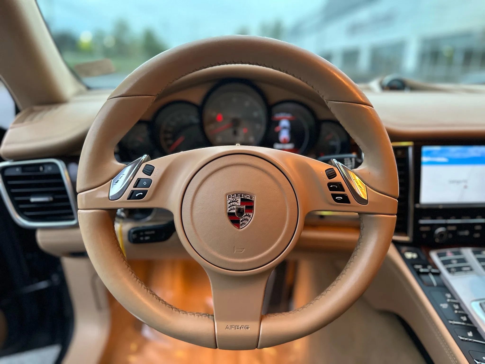 Used 2010 Porsche Panamera 4S image 36