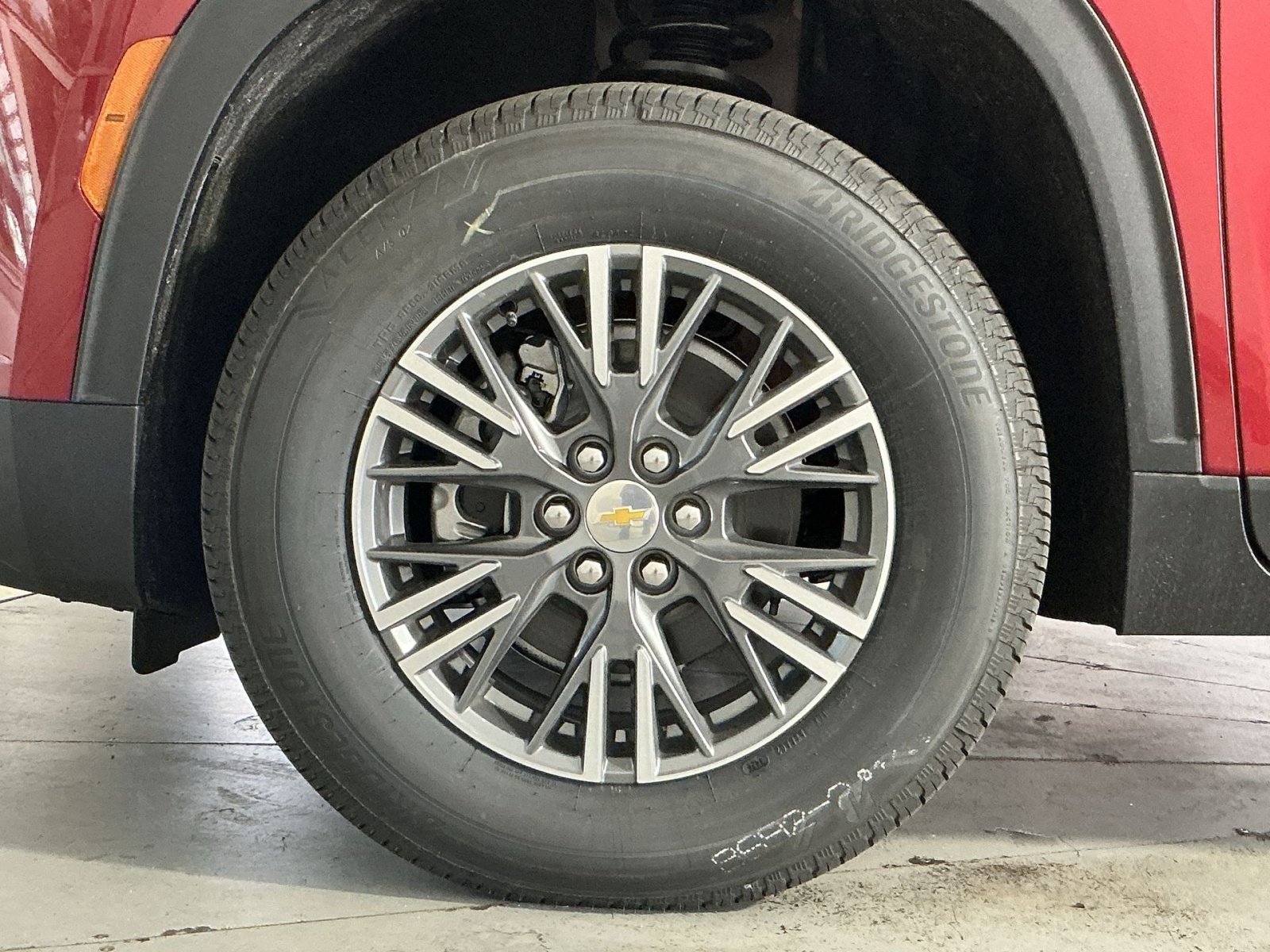 New 2026 Chevrolet Traverse LT FWD image 13