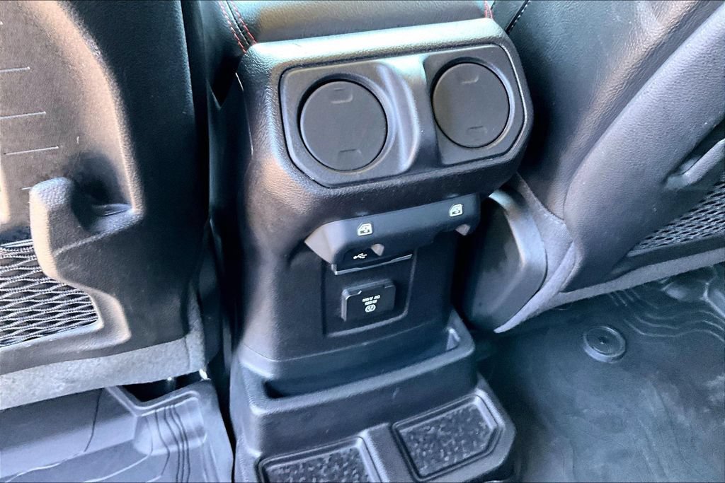 Used 2020 Jeep Wrangler Unlimited Rubicon w/ Quick Order Package 28Y Recon AWD/4WD image 35