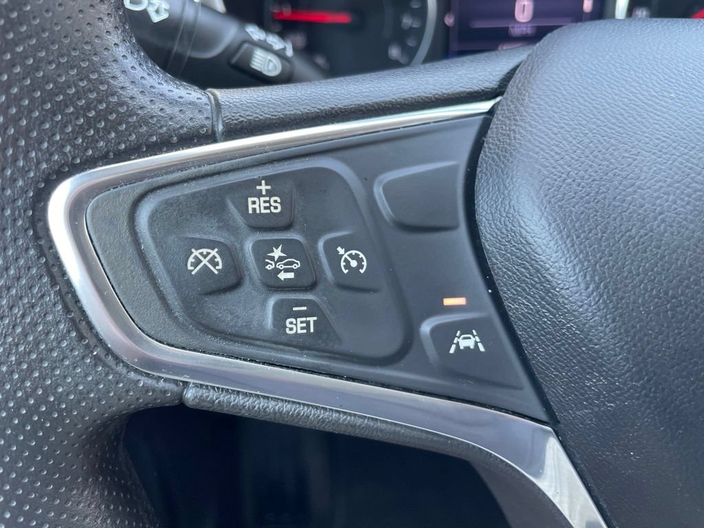 Used 2021 Chevrolet Equinox LT AWD/4WD image 16