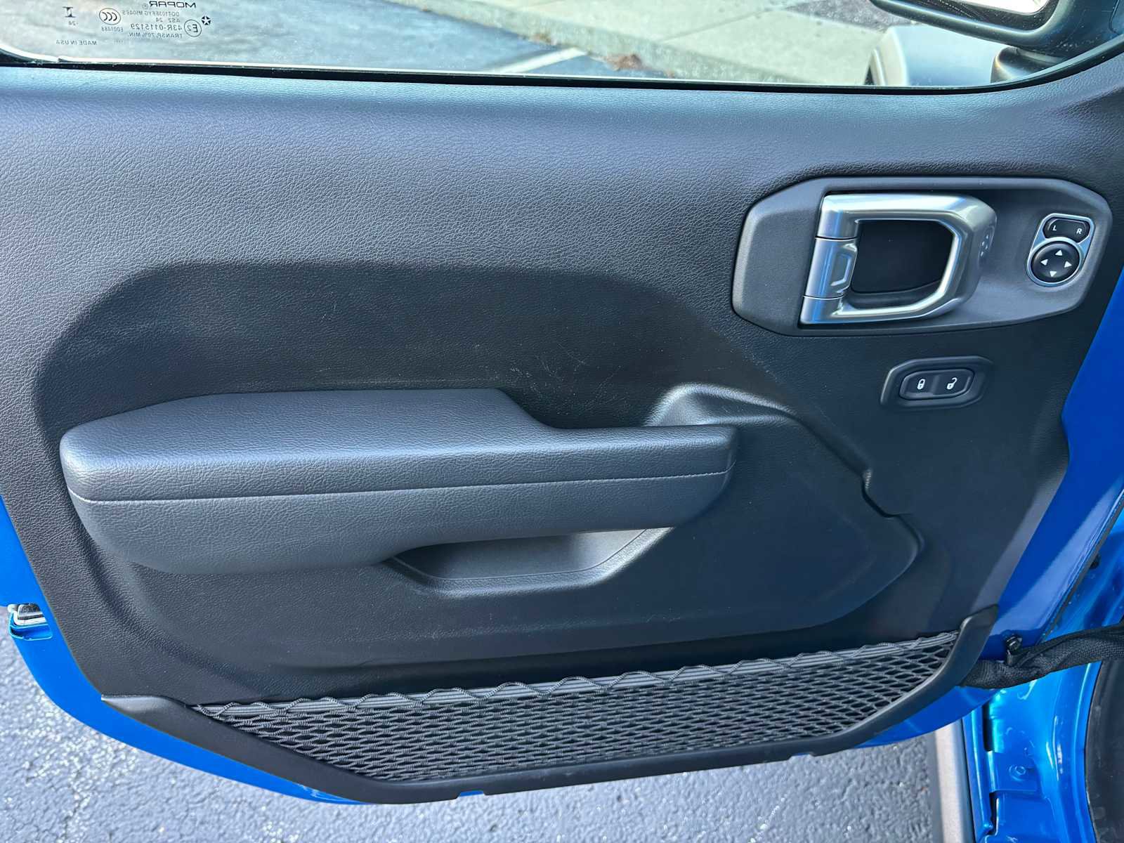 Used 2024 Jeep Wrangler Unlimited Rubicon image 19