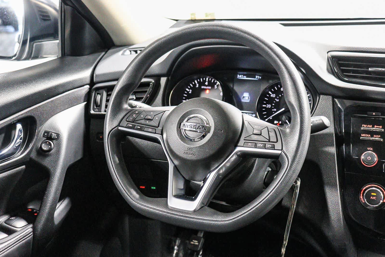 Used 2017 Nissan Rogue S FWD image 15