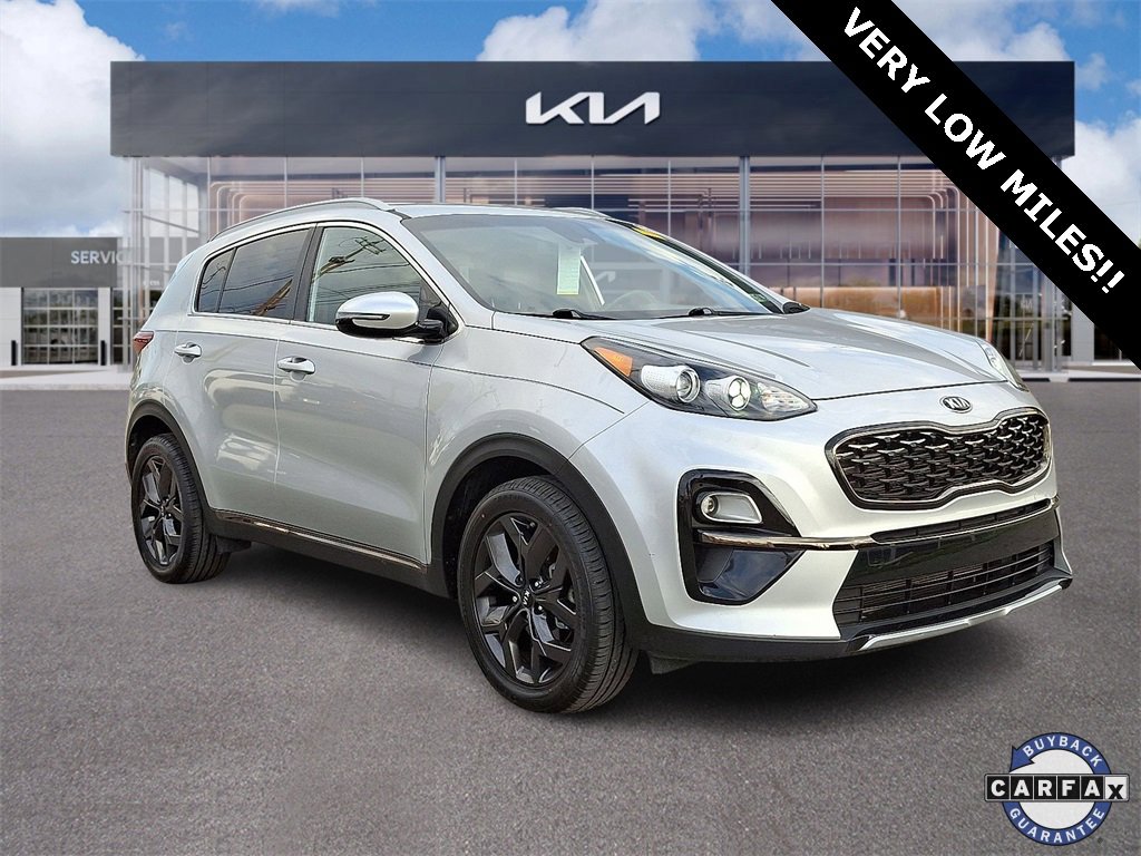 Certified 2020 Kia Sportage S image 1
