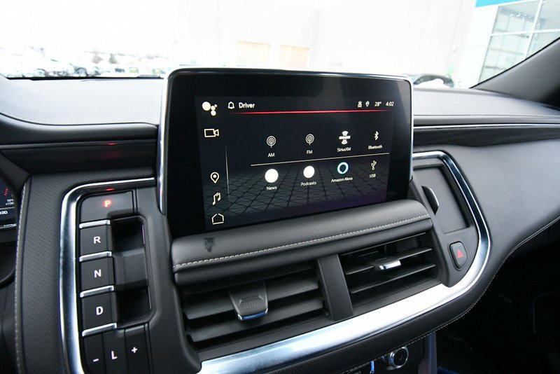 Used 2024 GMC Yukon SLT AWD/4WD image 23
