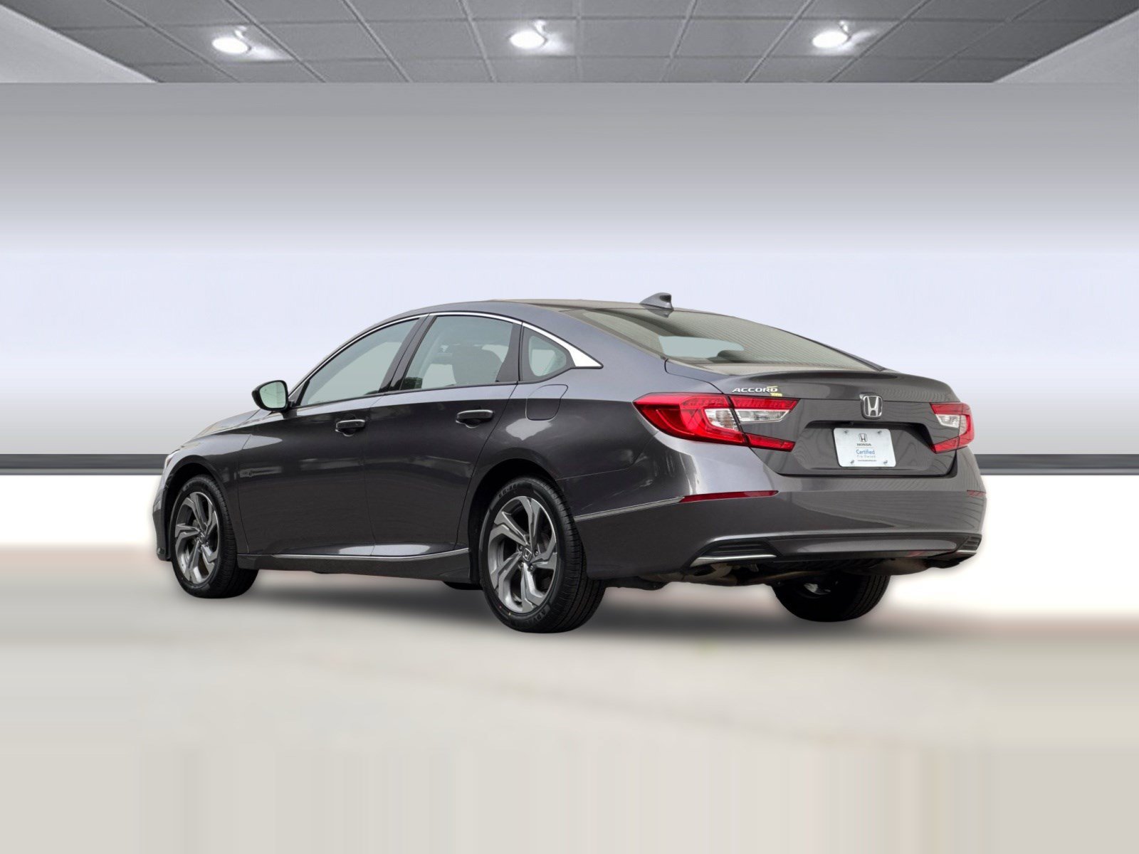 Certified 2018 Honda Accord EX image 3