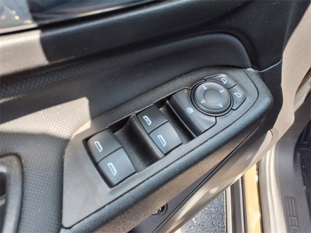 Used 2023 Chevrolet Equinox RS image 15