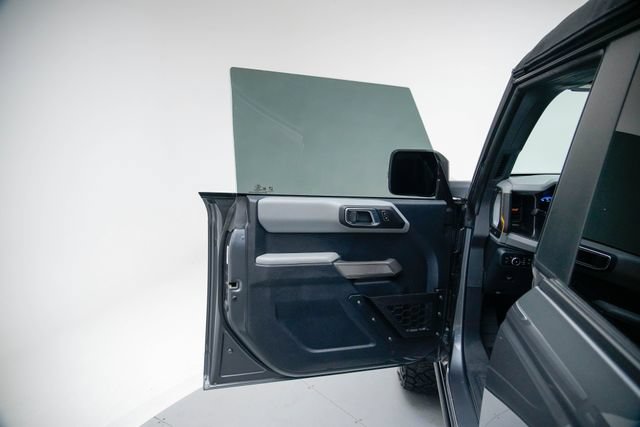 Used 2023 Ford Bronco Badlands w/ Sasquatch Package AWD/4WD image 9