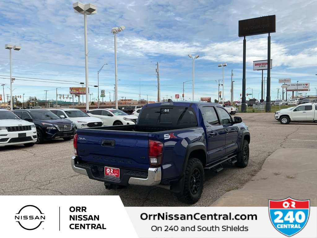 Used 2023 Toyota Tacoma SR5 w/ SX Package image 5