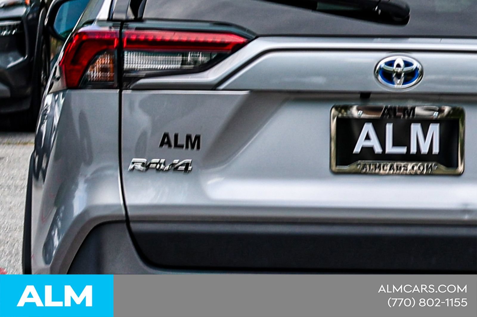 Used 2024 Toyota RAV4 LE AWD/4WD image 13