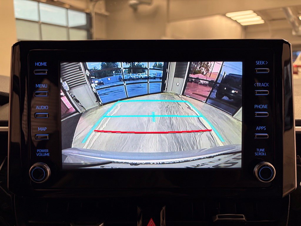 Used 2020 Toyota Corolla SE FWD image 16