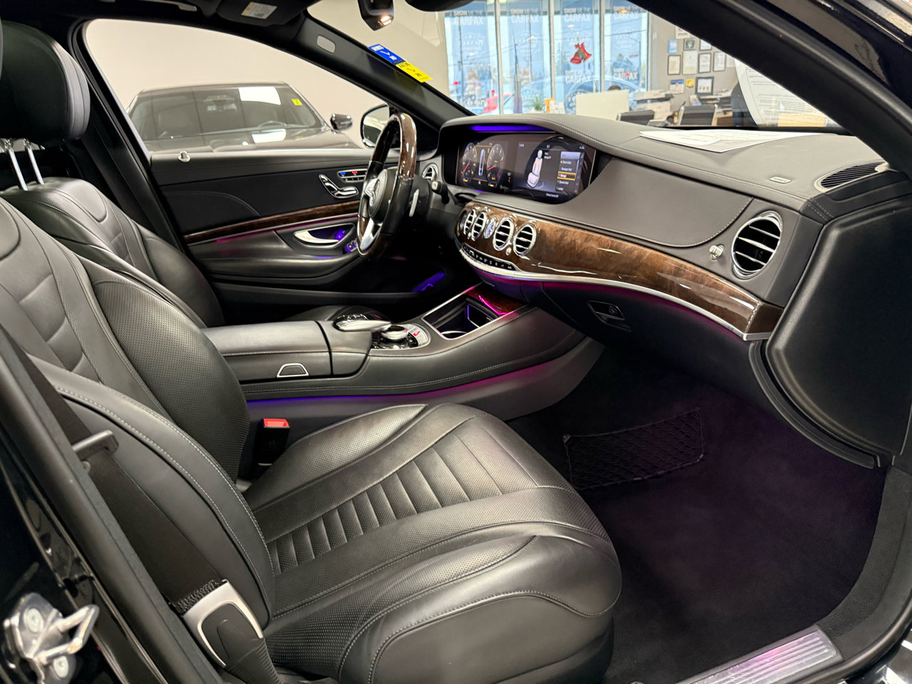 Used 2018 Mercedes-Benz S 560 Sedan image 22