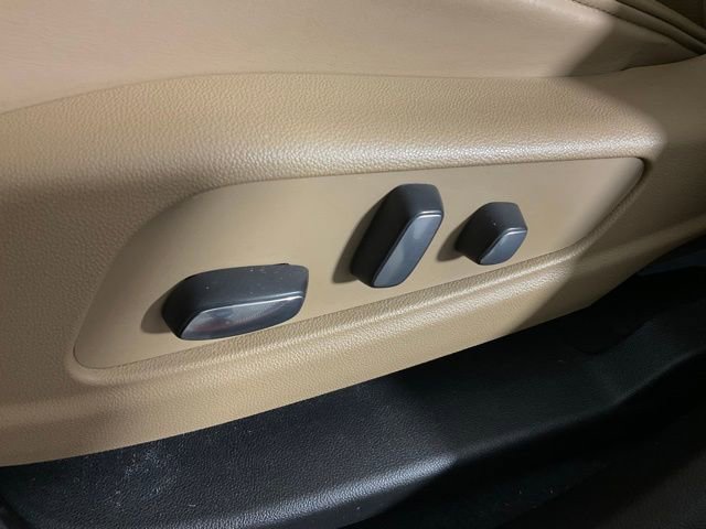 Used 2022 Cadillac XT6 Sport w/ Platinum Package image 26