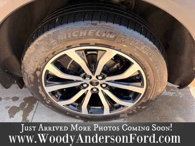 Used 2020 Ford Explorer ST w/ Premium Technology Package AWD/4WD image 7