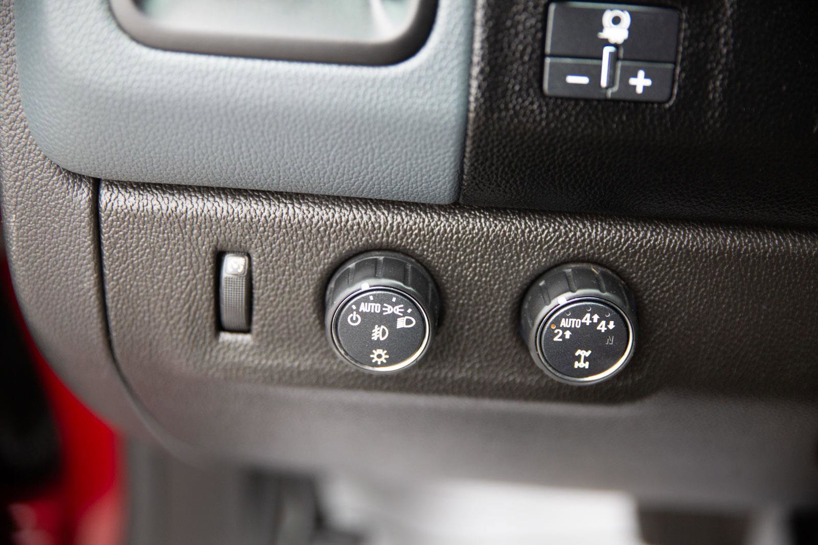 Used 2020 Chevrolet Colorado Z71 w/ Safety Package image 20