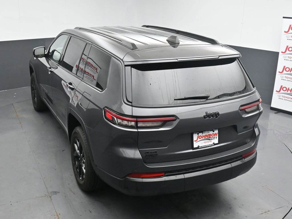 Used 2024 Jeep Grand Cherokee L Laredo AWD/4WD image 32