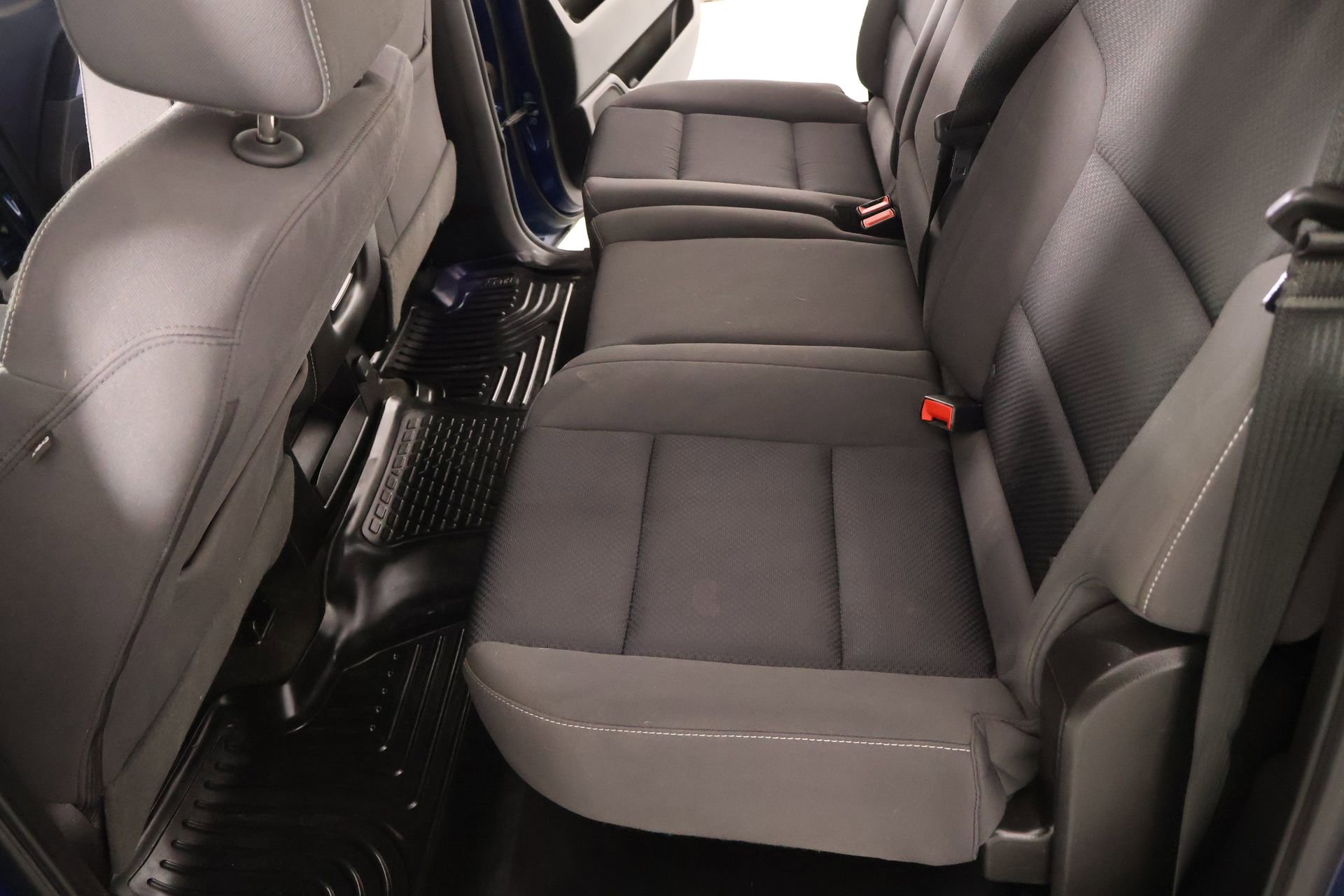 Used 2018 Chevrolet Silverado 1500 LT w/ All Star Edition image 11