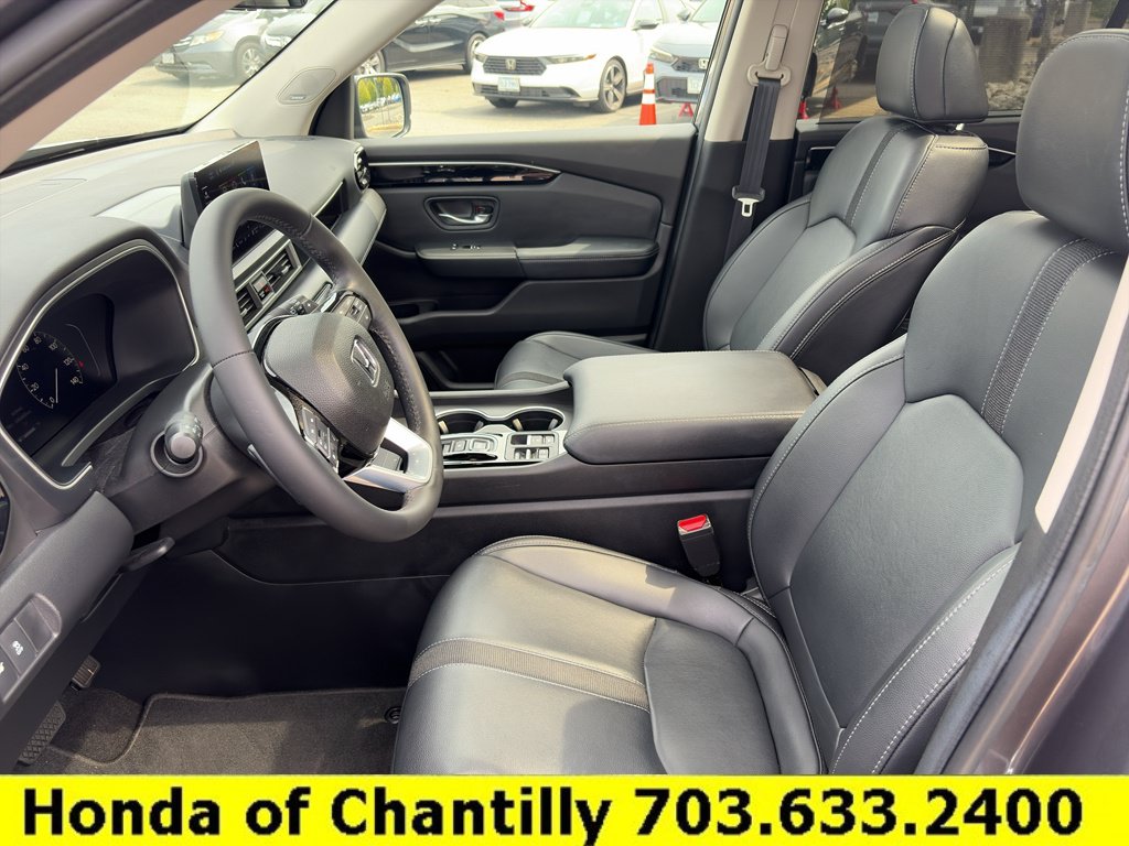 Certified 2024 Honda Pilot Touring image 25