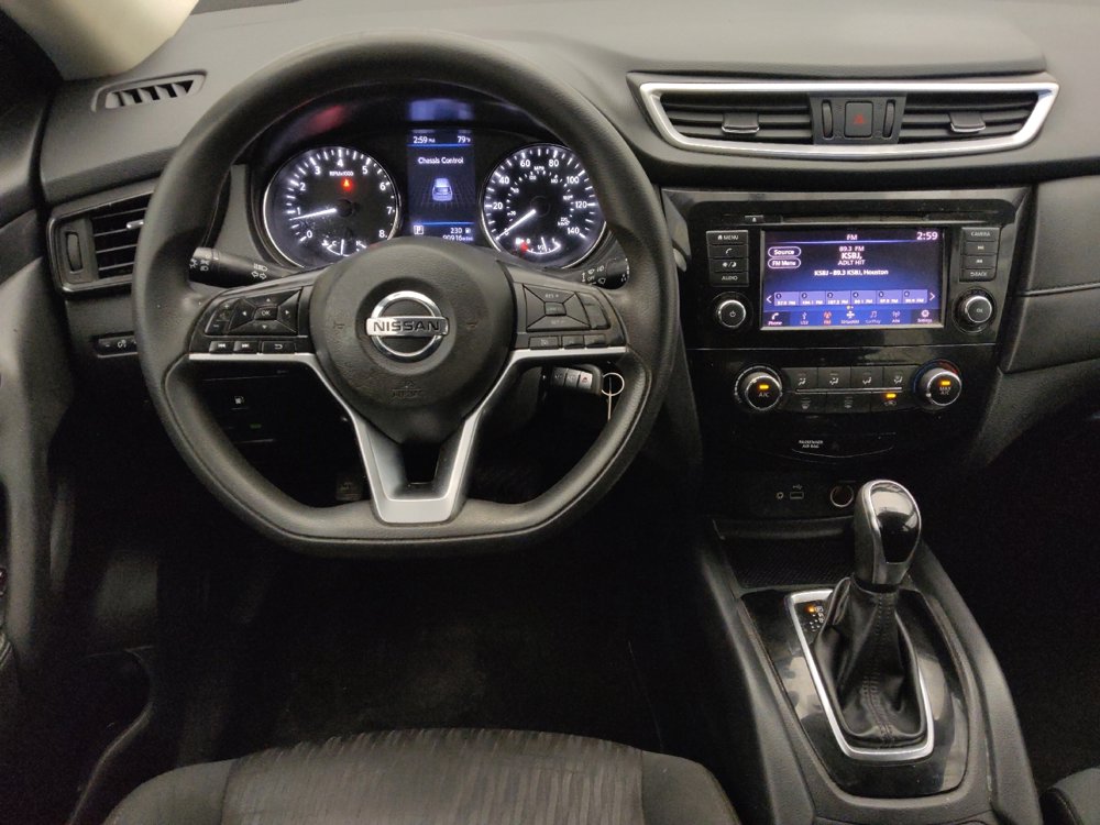 Used 2018 Nissan Rogue S image 22