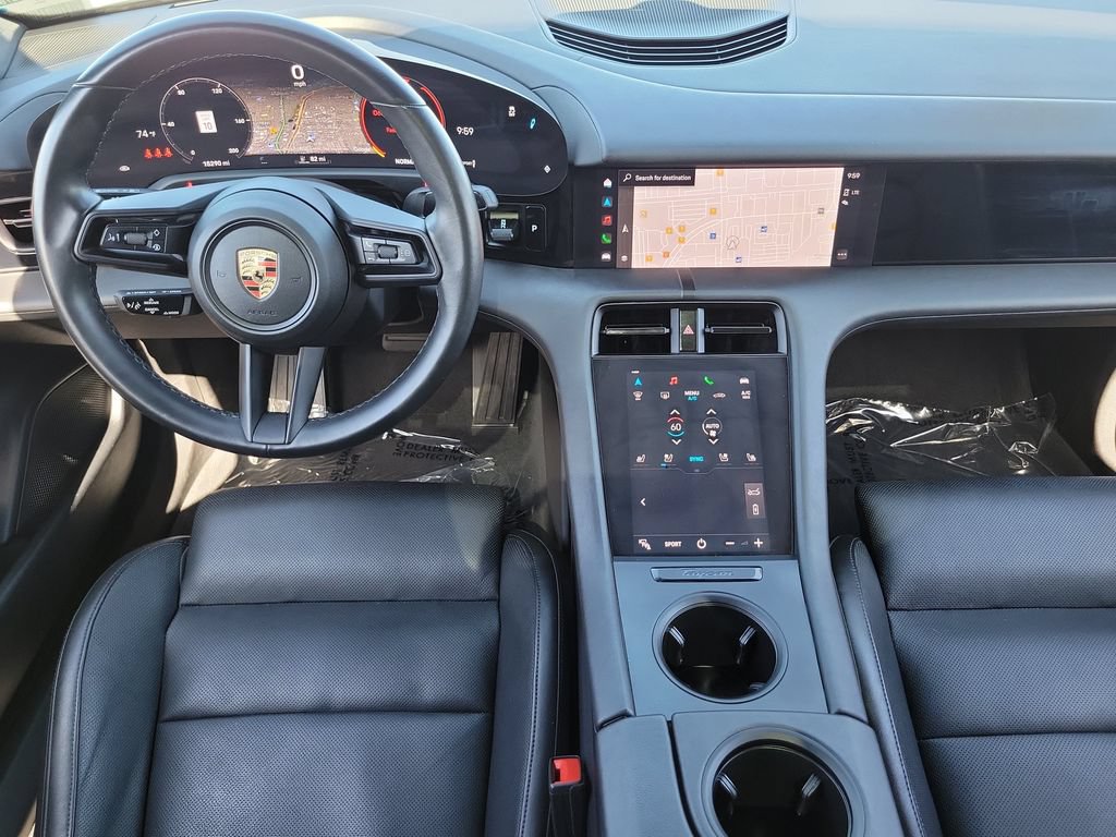 Used 2023 Porsche Taycan RWD image 4