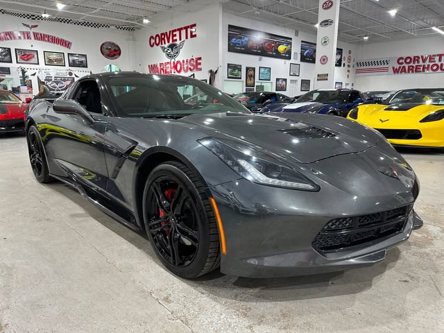 Used 2017 Chevrolet Corvette Stingray Coupe w/ Carbon Flash Badge Package RWD image 4