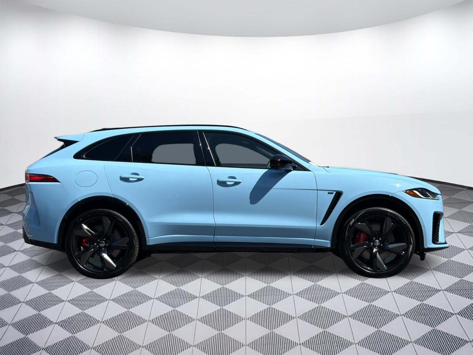 New 2026 Jaguar F-PACE SVR 575 Edition AWD/4WD image 8
