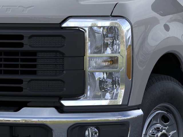 New 2025 Ford F250 XL w/ XL Chrome Package image 18