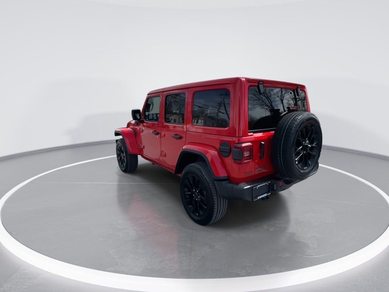 Used 2025 Jeep Wrangler Unlimited Sahara w/ Safety Group AWD/4WD image 14
