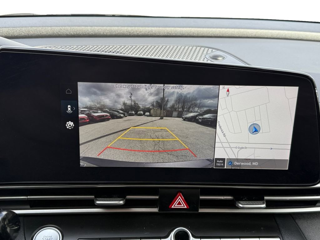 Used 2023 Hyundai Elantra SEL w/ Convenience Package image 15