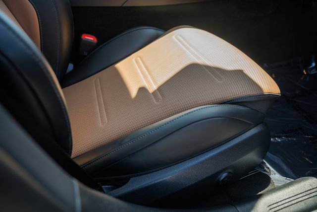 Used 2025 Mercedes-Benz E 53 AMG e 4MATIC Sedan image 33