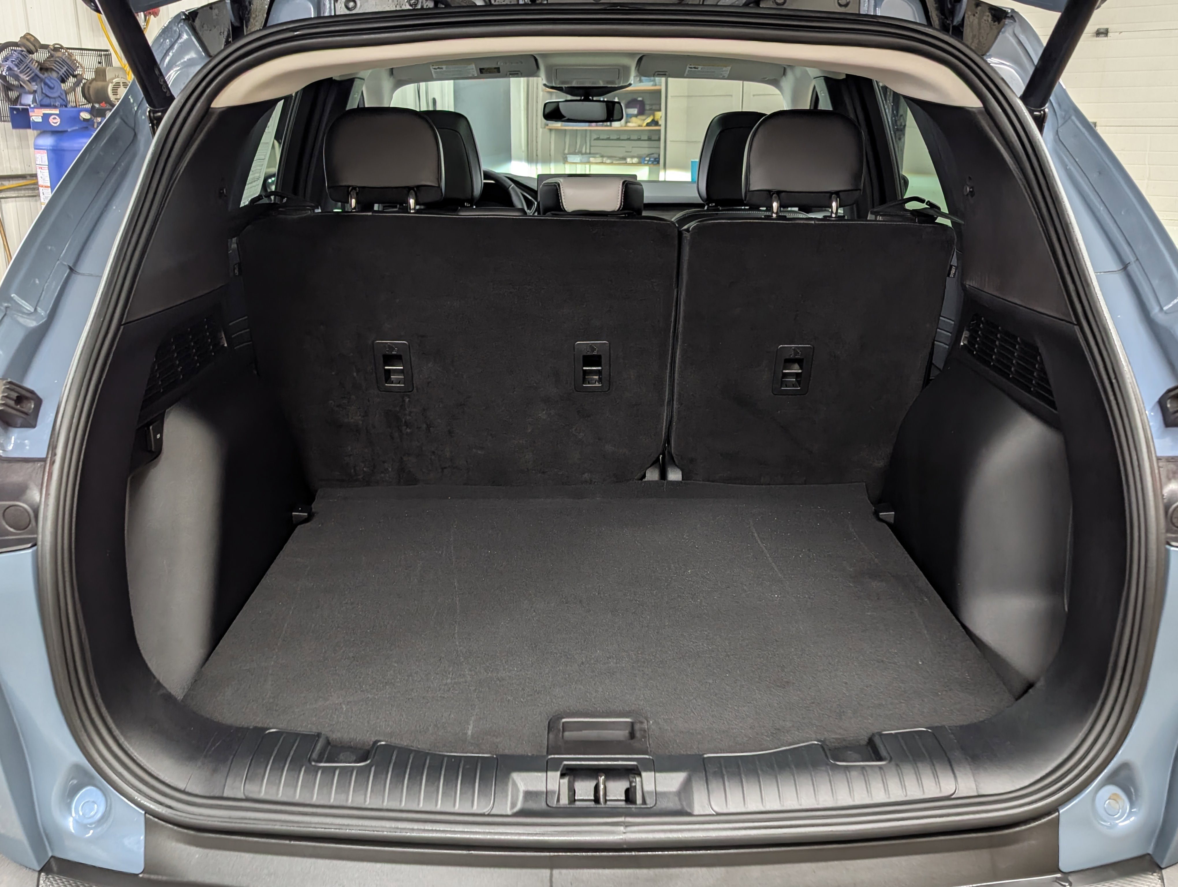 Used 2024 Ford Escape Platinum image 22