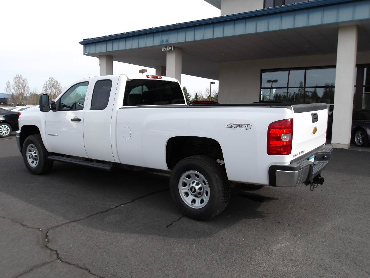Used 2013 Chevrolet Silverado 2500 W/T AWD/4WD image 3
