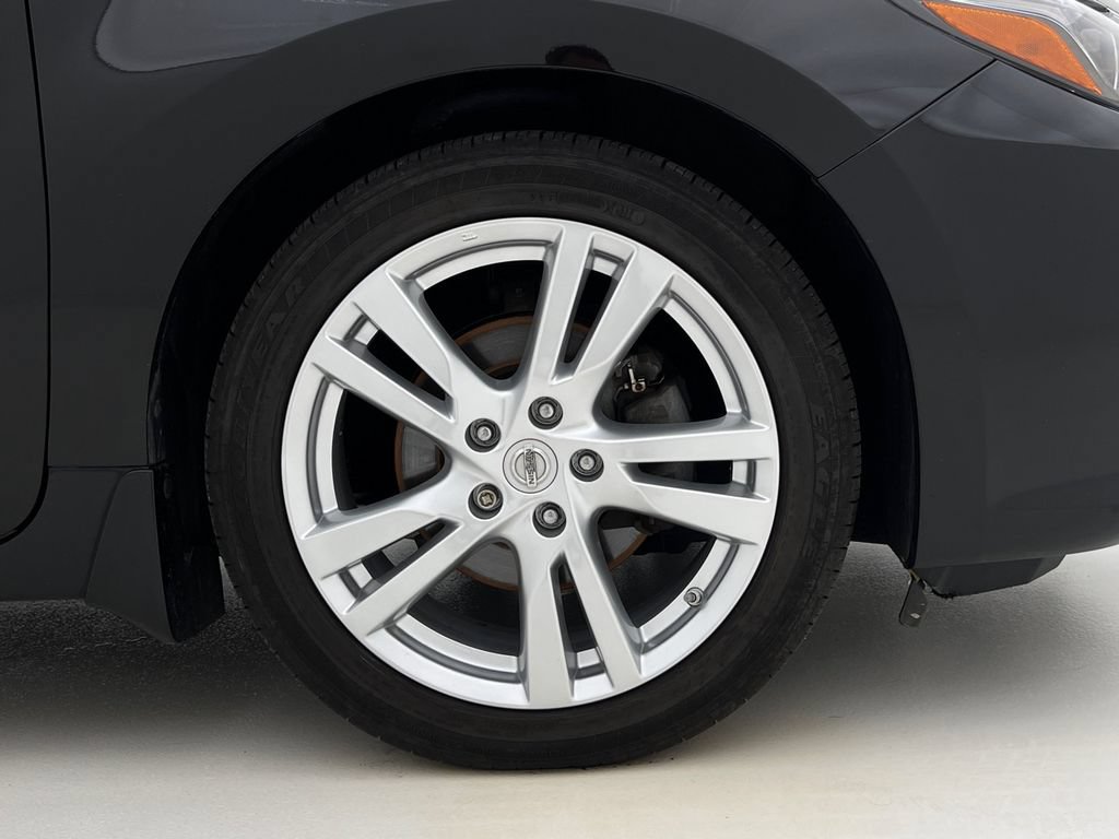 Used 2017 Nissan Altima 3.5 SL w/ 3.5SL Technology Package FWD image 29