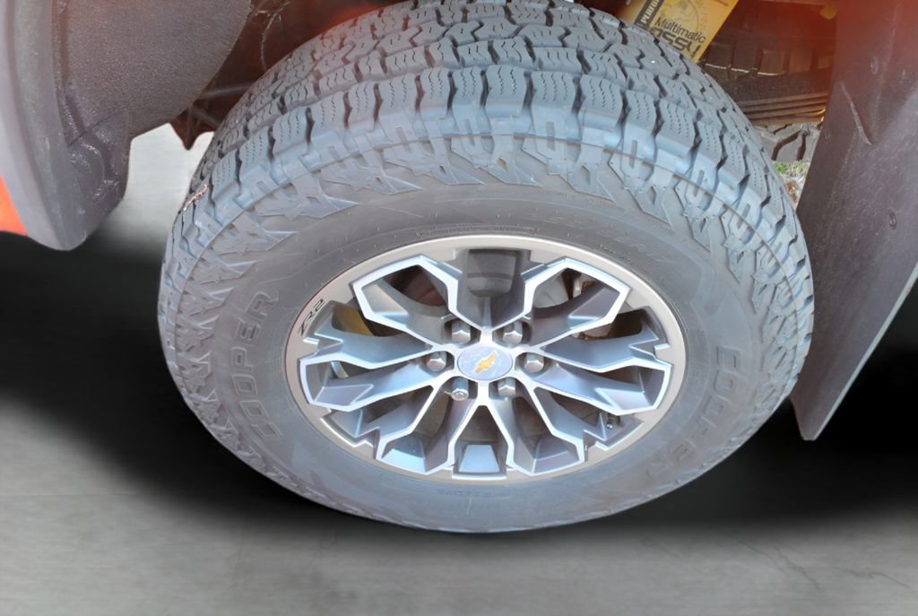 Used 2019 Chevrolet Colorado ZR2 w/ LPO, Power Package AWD/4WD image 11