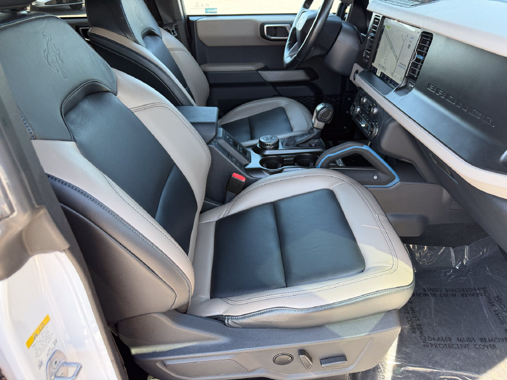 Used 2023 Ford Bronco Wildtrak AWD/4WD image 14