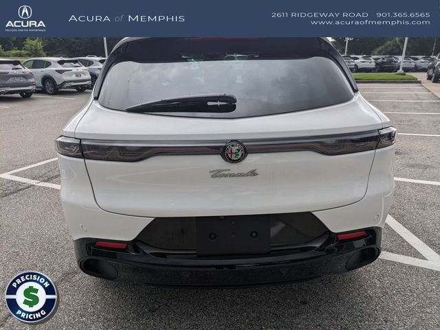 Used 2025 Alfa Romeo Tonale w/ Premium Package AWD/4WD image 5