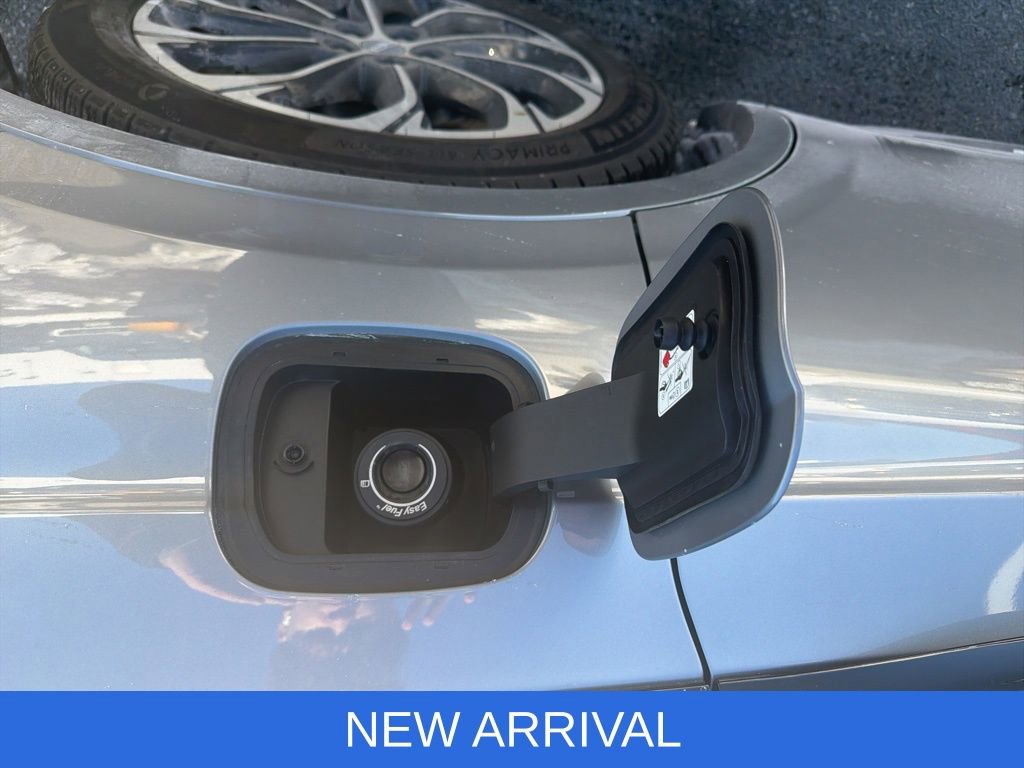 Used 2025 Lincoln Nautilus Reserve image 20