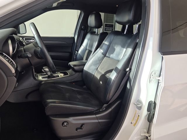 Used 2019 Jeep Grand Cherokee Altitude image 13